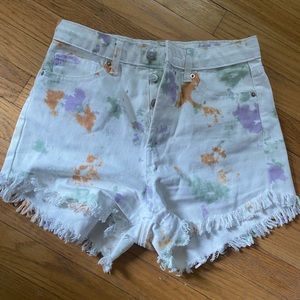 White tye dye cut off jean shorts